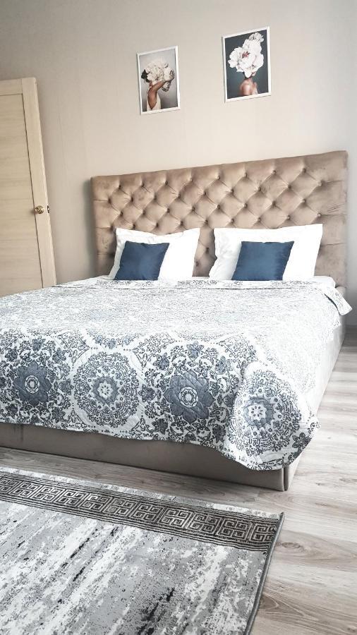 Трц Kostanay Plaza Leilighet Eksteriør bilde